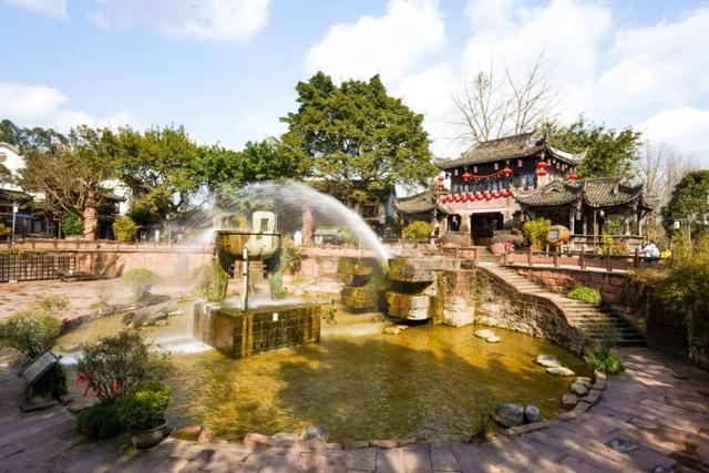 成都10大避暑古镇，溪河玩水泛舟、打水仗、捉虾网鱼…1天打来回