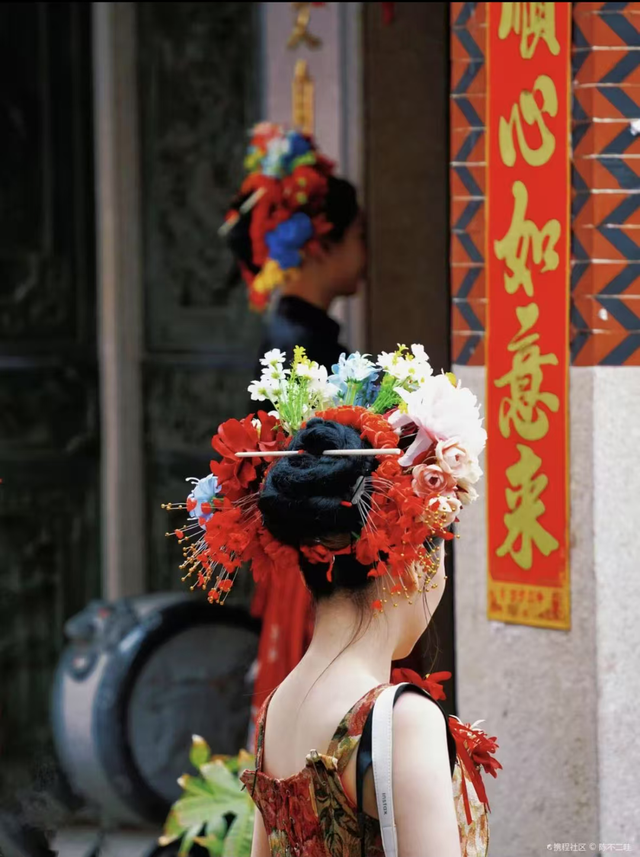 泉州簪花围获携程2025“旅游创新贡献奖”：以非遗创新赋能文旅产业发展