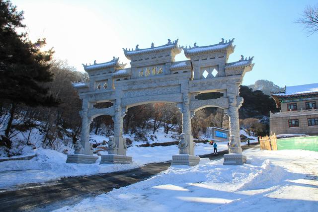 十二年前我在千山五龙宫寺庙吃粥！