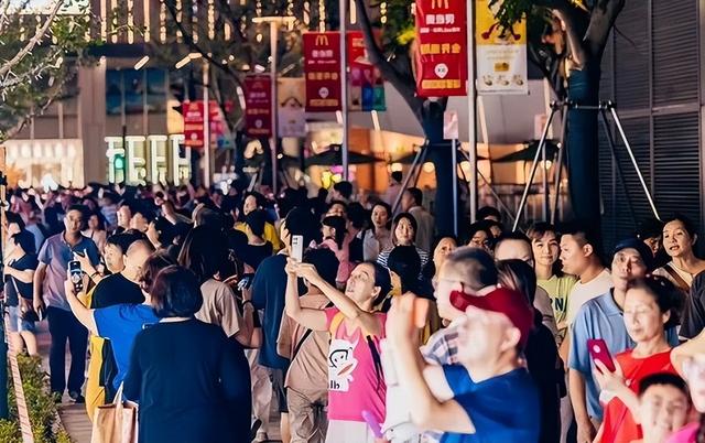 一站式打卡南北小吃！豫园“小吃王国”焕新，“十一”上海游玩还有这些好去处