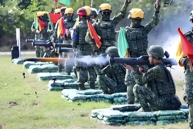 突发！海峡西部发生激烈对峙！空警500深入，台当局彻底乱了套