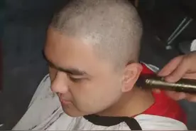 今天才知道，男人尽量不要剃光头！三大原因，让人恍然大悟。图片
