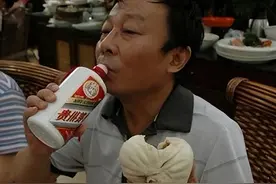 都是烈酒，为什么伏特加在西方更受欢迎？西方人觉得中国白酒难喝图片