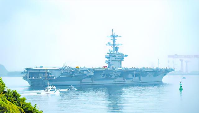 警报拉响！澳大利亚军机无视警告再闯南海，解放军紧急出动，发射干扰弹，立刻又走了一步硬棋