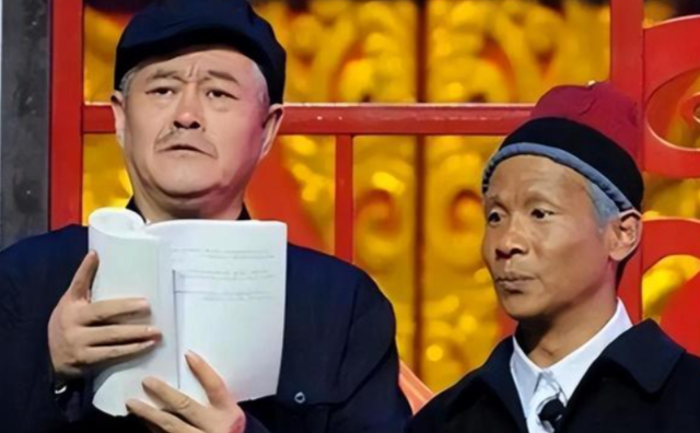 成名后抛弃原配，转身娶女粉丝的宋小宝，再藏不住早就变了的面相