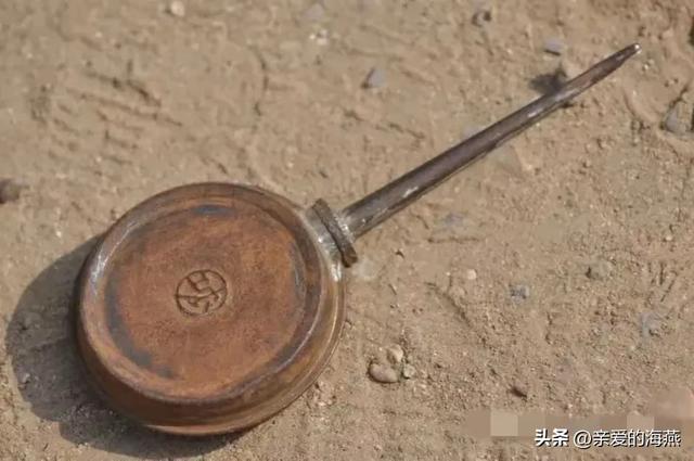 四十年前老物件，图9是难以启齿的女性用品，全用过的都已经老了
