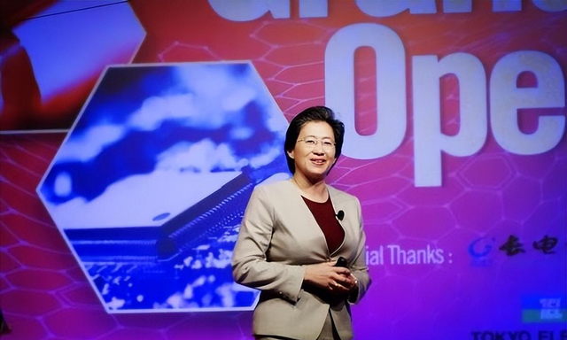 “芯片女王”苏姿丰，在美国拿着4亿年薪，却顶风为中国定制芯片