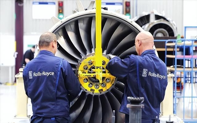 绝不向中国低头！宁愿裁员9000破产，也不接受中国的帮助