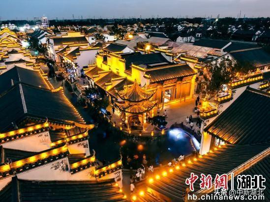 湖北云梦祥云湾：光影里的夏夜狂欢