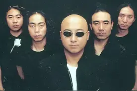 “狠人”周晓鸥：21岁出道，28岁成乐坛霸主，52岁因演技太好被骂图片