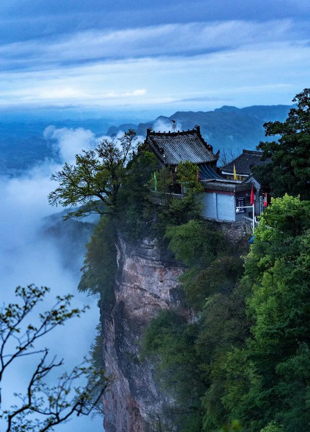 8月反向旅游,最适合去这4座小城避暑,扎进20℃的清凉一夏!