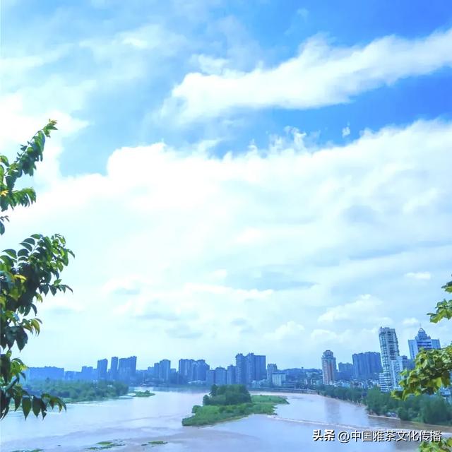 三江汇流处,嘉州大地的磅礴史诗