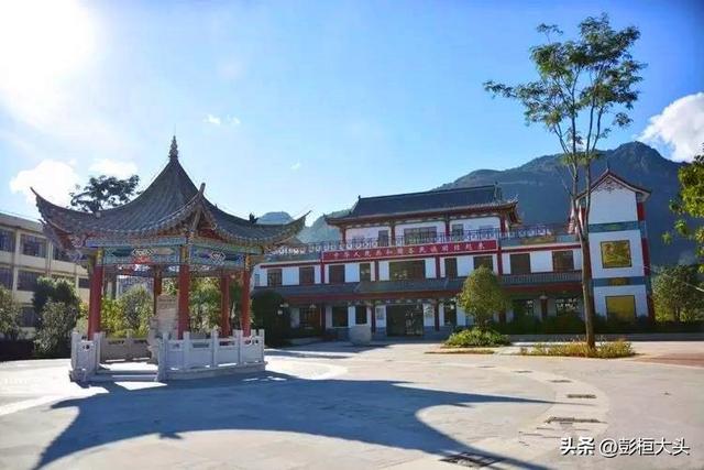 昆洛公路G213“文澜锦袍与童工之筚辂褴褛” （八）