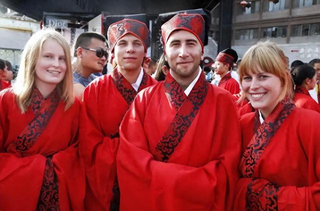 中国又1个大省被“占领”，37万外国人赖着不走，还想要长久生活