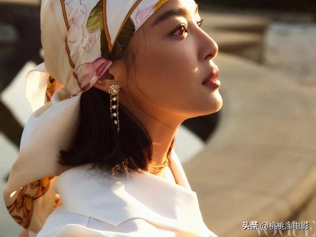 影后辛芷蕾《VOGUE》银十封面大片，达成五大女刊二轮满贯