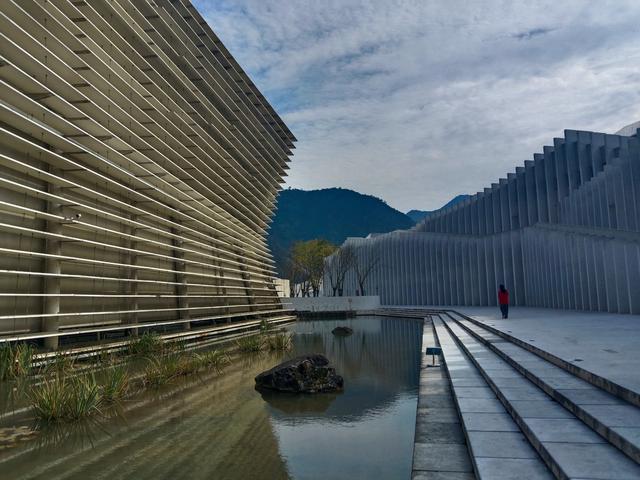 寻纸泾县：在中国宣纸文化园触摸“千年寿纸”的脉搏