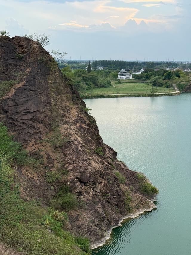 驱车一小时，去看那个评价两极的“浙江小北欧”，附免费游玩攻略