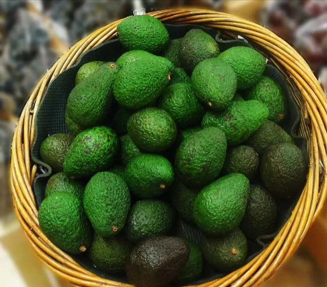 5种明明产量很大，却卖的很贵的水果，你全都吃过吗？