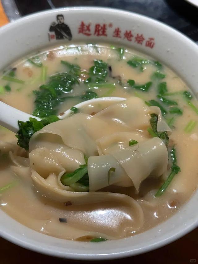 【花开卧龙，心动五一】暖心收官｜短暂的离别，是为了银杏树下更好的重逢