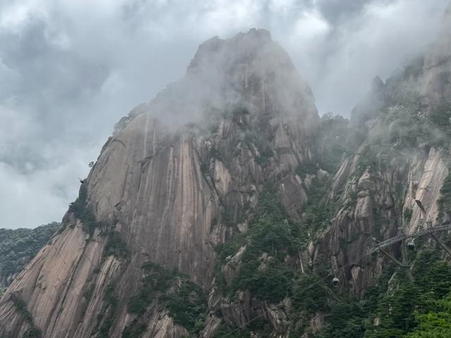 徒步三山五岳：安徽黄山！