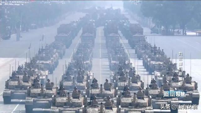 美国就算一动不动，中国20年也追不上？九三阅兵后，局势已被改写