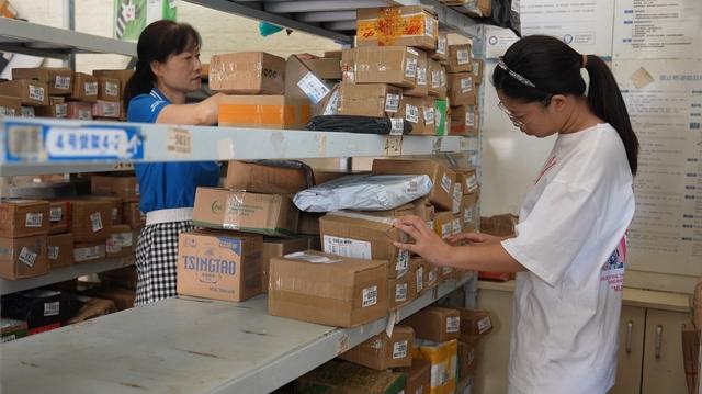 225名员工子女拿到奖学金，中通连续四年发放高考奖励