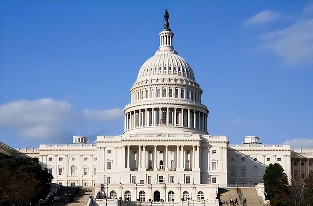 替拜登捞钱却被拒白宫外！加州女强人当众崩溃大骂，旧账被扒翻车