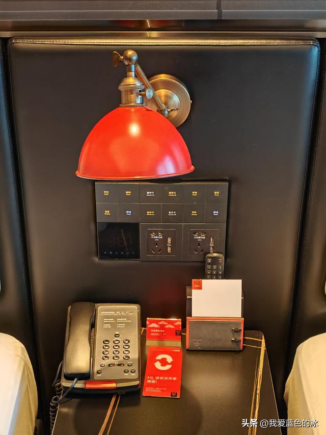 在广州入住这家酒店寻找“RED”，想起了大家来找茬游戏