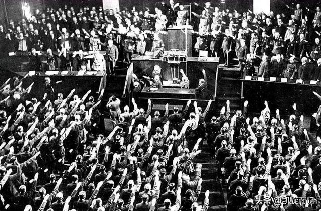 从受难者到争议者！犹太民族为何屡陷，被世界排斥的循环？