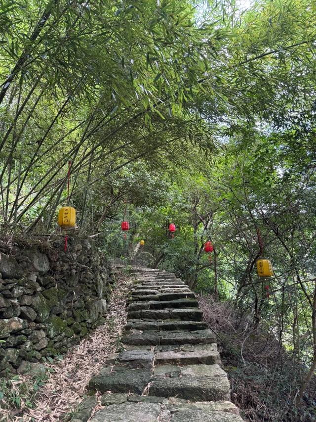 徒步三山五岳：浙江雁荡山！