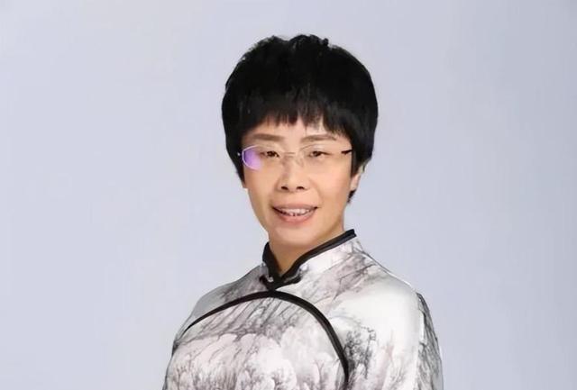 蒙曼感叹：这辈子也结不了婚！有两个原因：一是岁数，二是长相