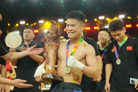 跌宕起伏！中国自由搏击俱乐部超级联赛总决赛落幕图片