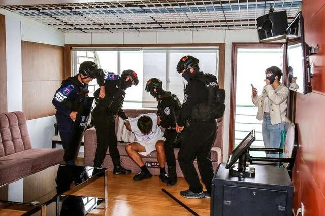 细思极恐，偷华为芯片技术团伙宣判，但关键技术或已流到国外