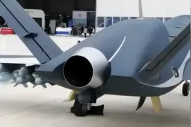 “御用摄影师”拍到我军新装备，无侦10逼近琉球，日本空自才看见图片