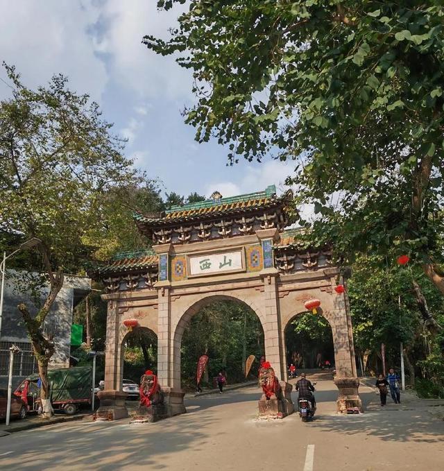 广西有哪些县级市？