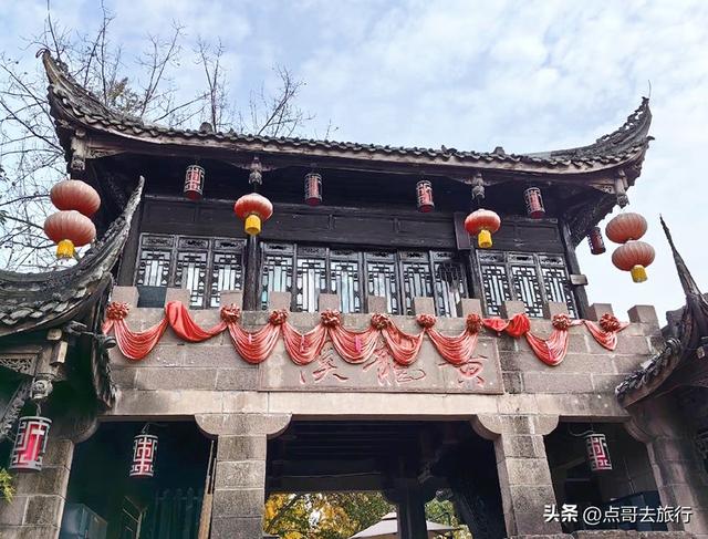 成都秋天最值得去的古场镇，每一个都惊艳，不要门票，公交可达！