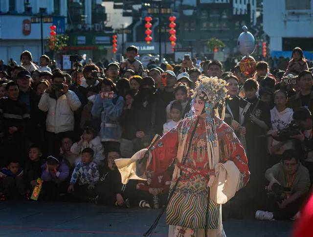 它凭什么成为无数人的“梦里老家”？