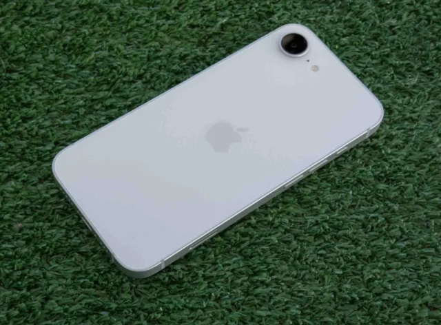 果粉收藏｜双11 iPhone 选购清单：17 Pro Max/17/Air/16e，谁第一？