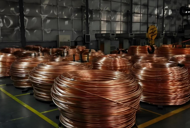 人民币遭伏击！伦敦交易所踢中国出局，紧要关头全球资本弃美投中