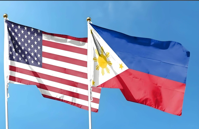 菲船硬闯	，还持刀威胁中方人员，海警强硬反击，菲船受损人员受伤