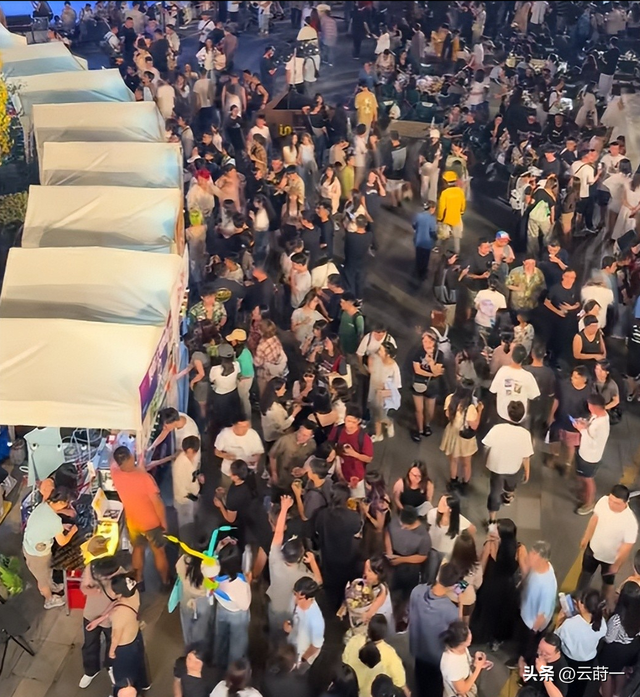 贵州已经失守！全国游客哪里是来避暑的，分明是来“攻占”城邦的