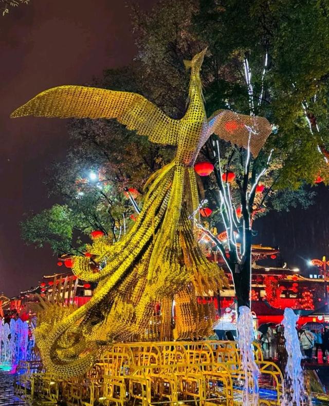 从西安大唐不夜城玩回来，跟大家说说真心话，和我想象的很不一样