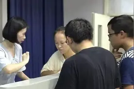 11年小伙被武汉大学“录取”，上了4年后蒙了，武大：没录取你啊图片