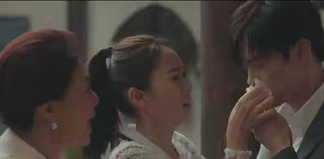 蒋欣新剧《四喜》开播！首播4集看完，我要说：央视这回押对宝了