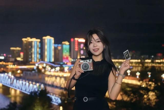 河西街道：说这里是广元夜景天花板 不过分吧