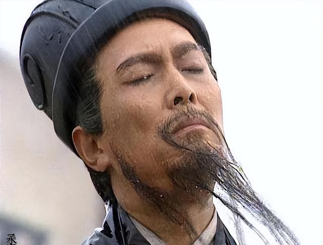 没想到九三阅兵才过去4天，令人担心的事情就在唐国强身上发生了