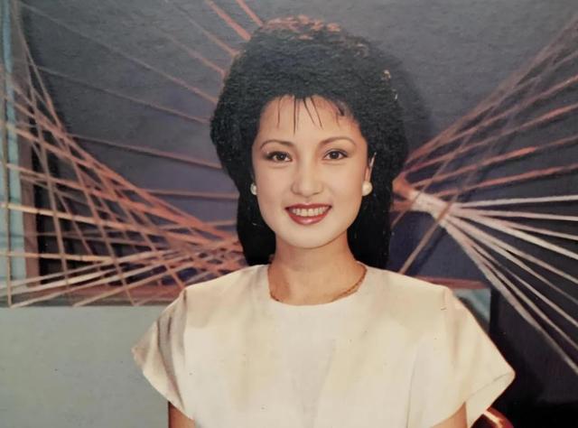 郭晶晶没想到，79岁的公公霍震霆再破天花板，让整个豪门圈沉默了