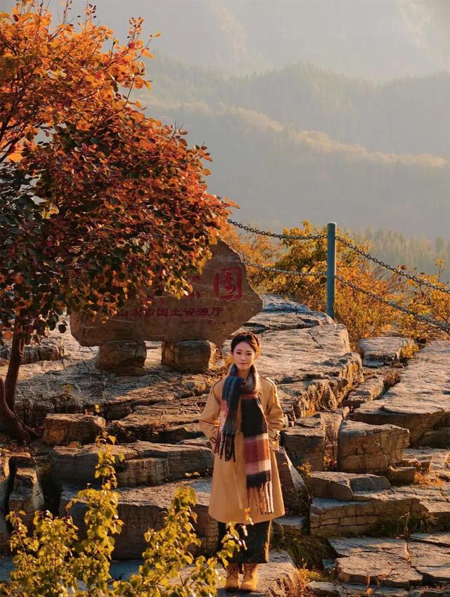 淄博金秋打卡攻略！红叶进入高饱和模式，教你拍出手机氛围感大片！