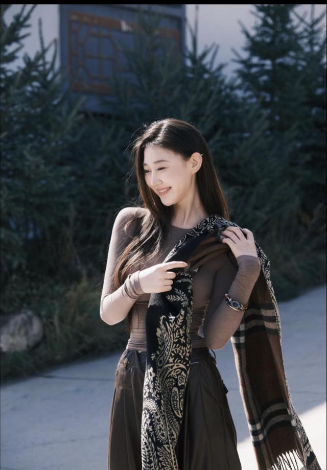 她，北京舞蹈学院校花，美貌气质双绝，简直是人间极品