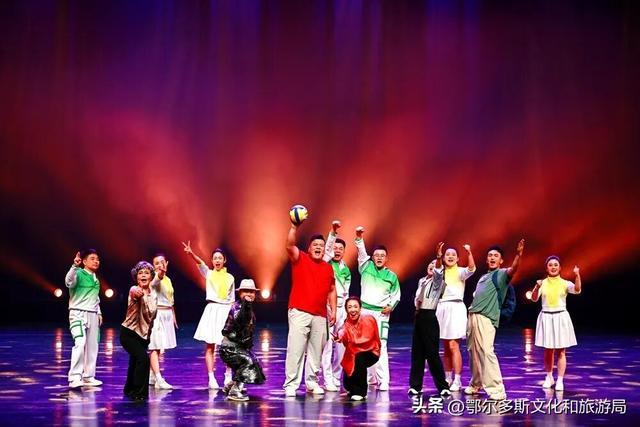 鄂托克前旗乌兰牧骑：融文兴旅，“骑”迹绽放